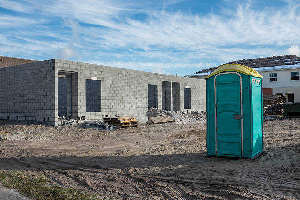 Best Porta potty delivery and setup  in Pekin, IL